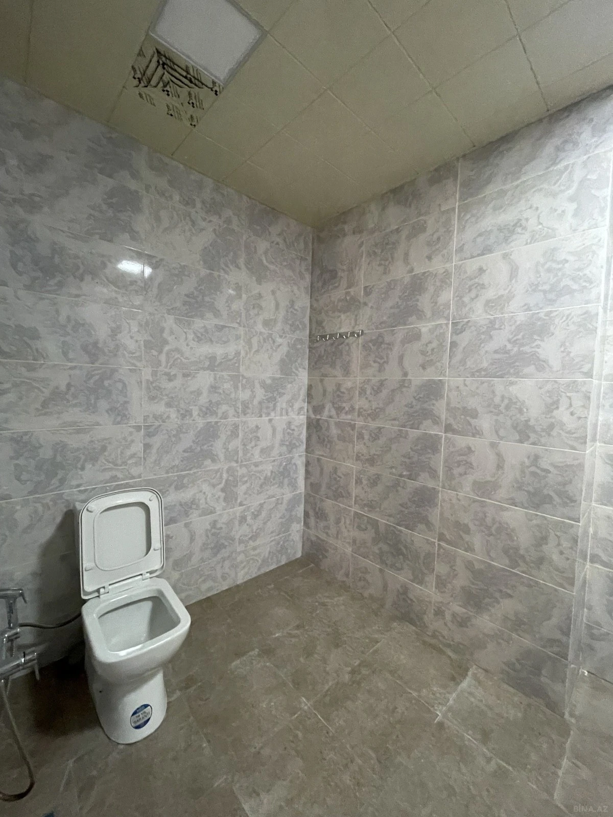 Satılır 3 otaqlı mənzil 111 m²