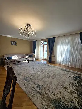 Kirayə verilir 3 otaqlı mənzil 110 m²