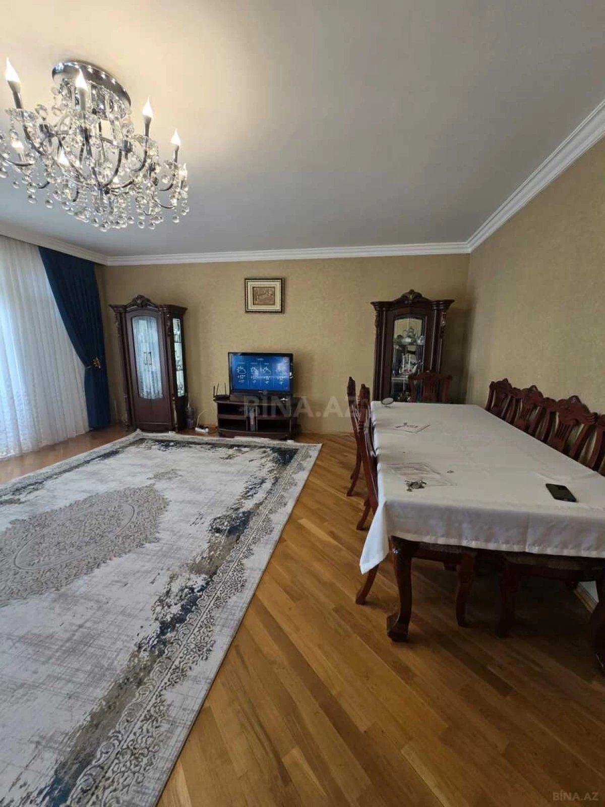 Kirayə verilir 3 otaqlı mənzil 110 m²