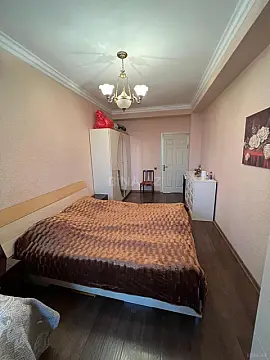 Satılır 2 otaqlı mənzil 90 m²