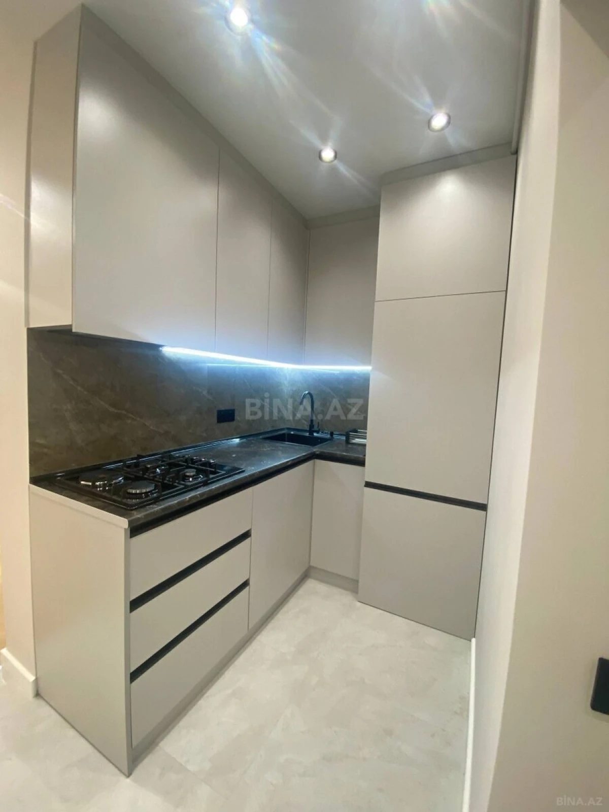 Satılır 2 otaqlı mənzil 50 m²