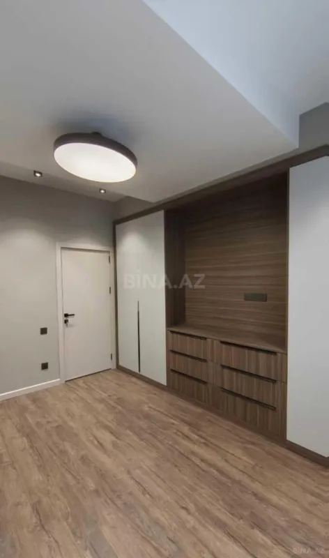 Satılır 3 otaqlı mənzil 74 m²