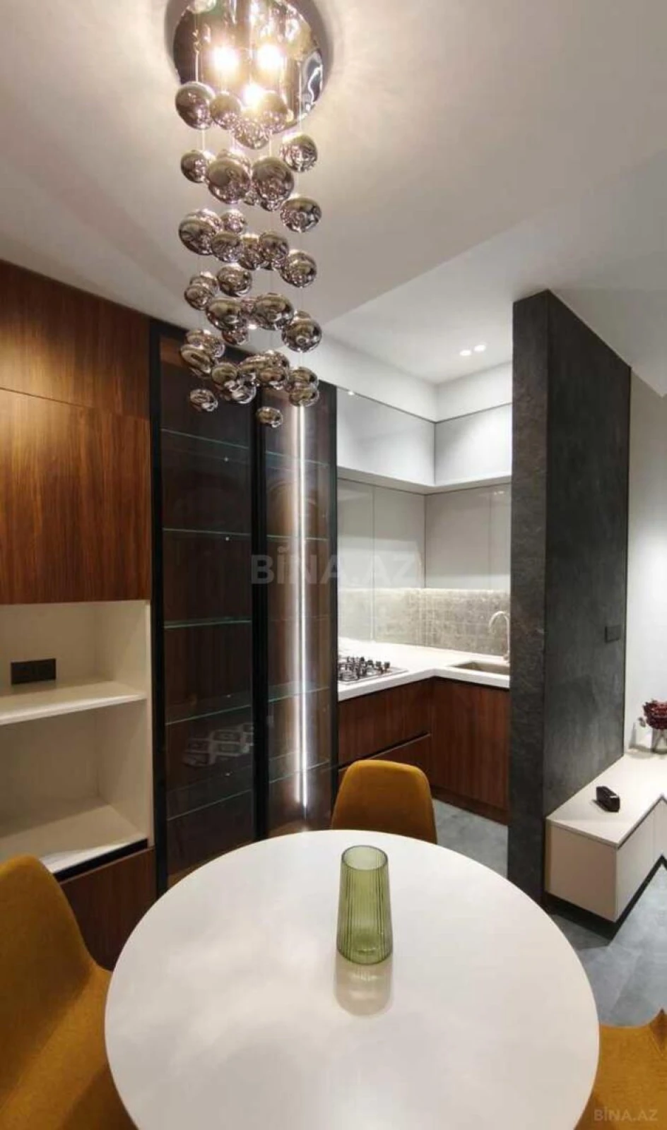 Satılır 3 otaqlı mənzil 74 m²