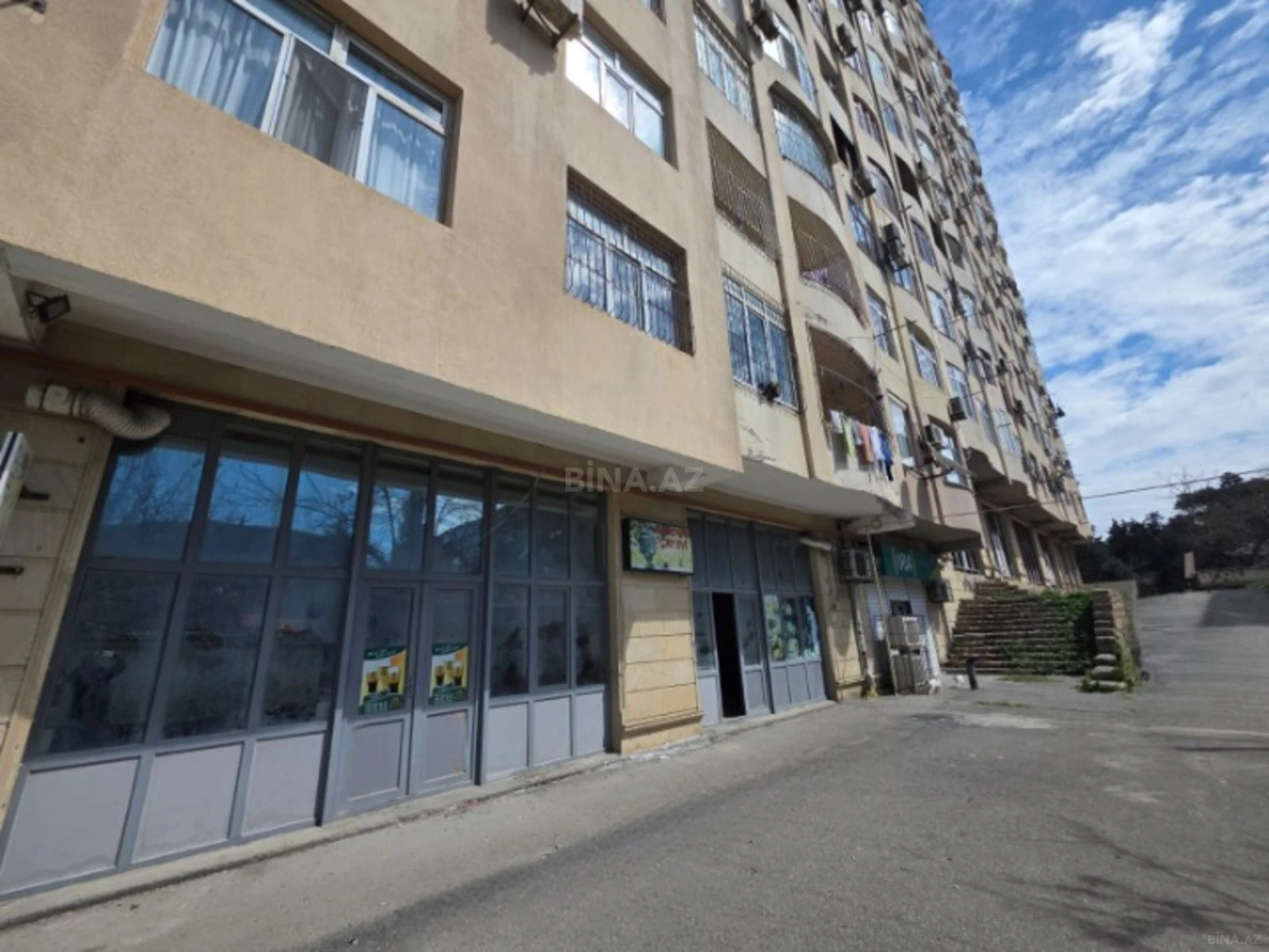 Kirayə verilir obyekt 150 m²