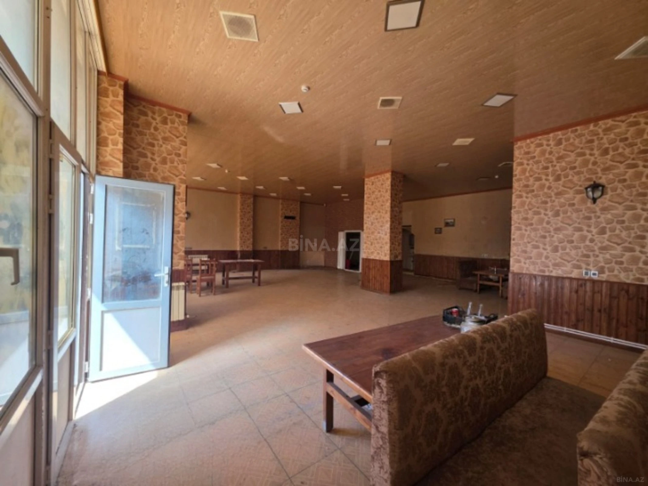 Kirayə verilir obyekt 150 m²