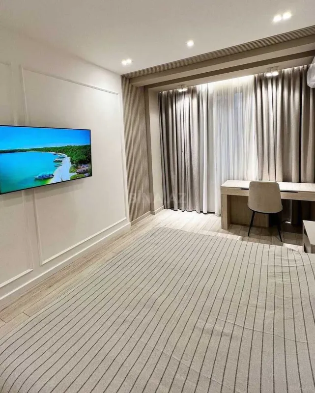 Kirayə verilir 2 otaqlı mənzil 88 m²