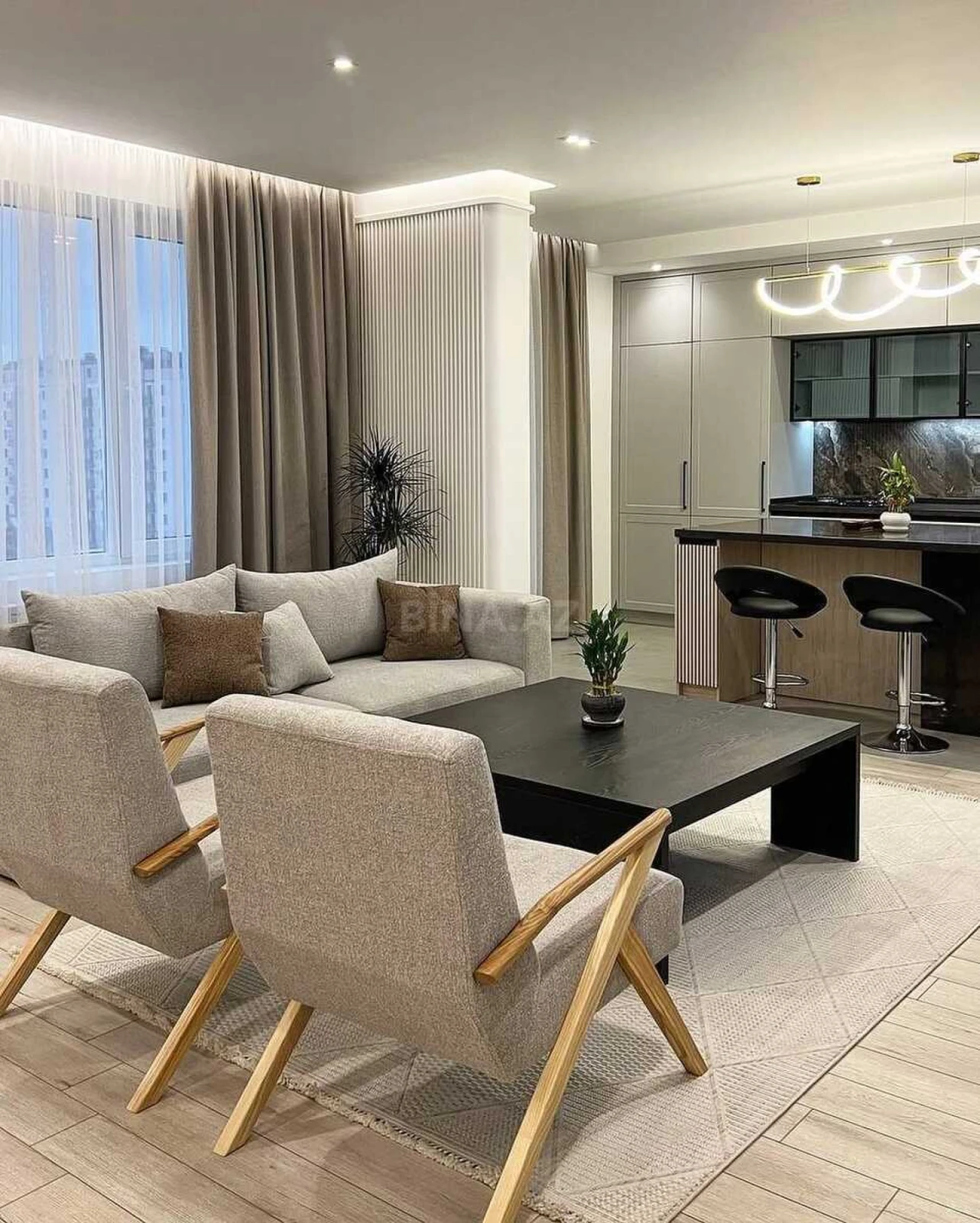 Kirayə verilir 2 otaqlı mənzil 88 m²