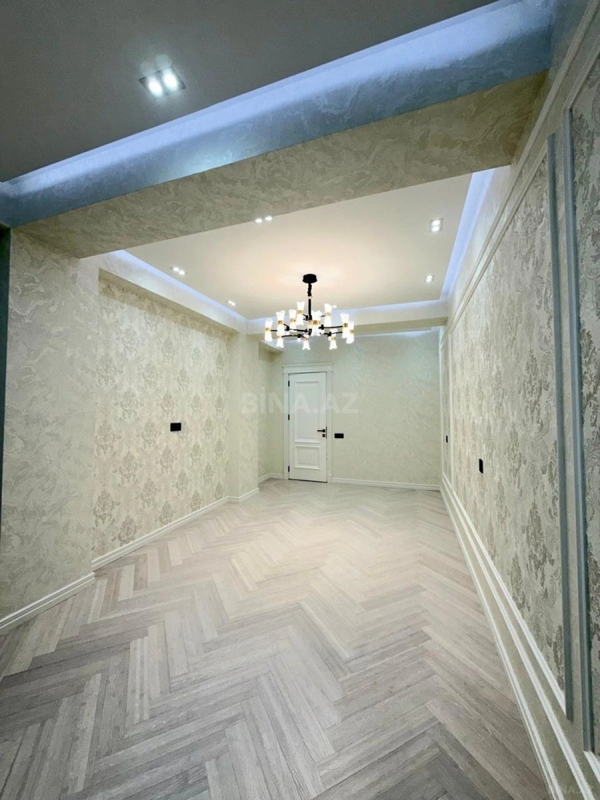Satılır 2 otaqlı mənzil 90 m²