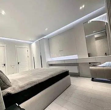 Kirayə verilir 3 otaqlı mənzil 114 m²