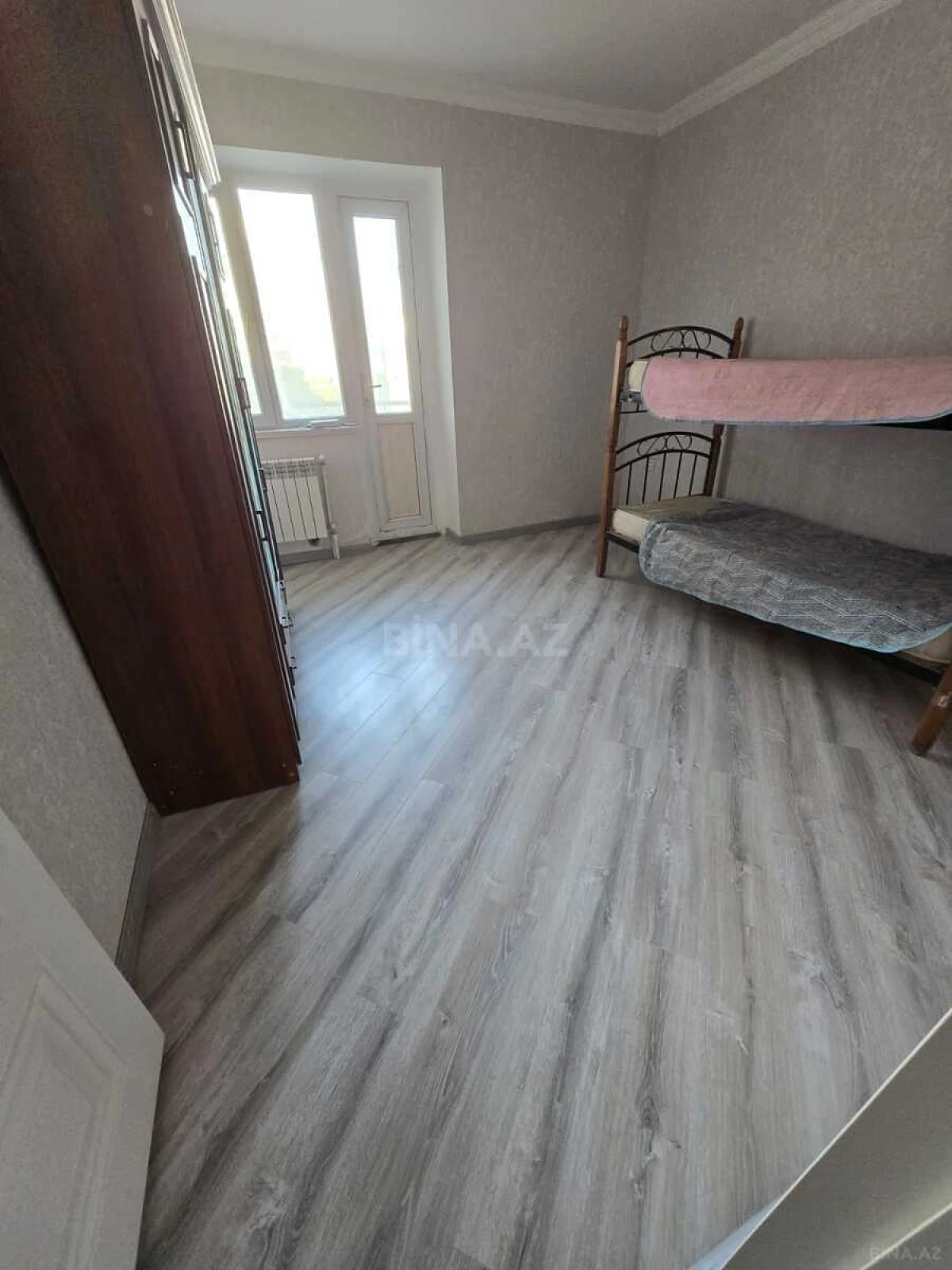 Satılır 3 otaqlı mənzil 90 m²