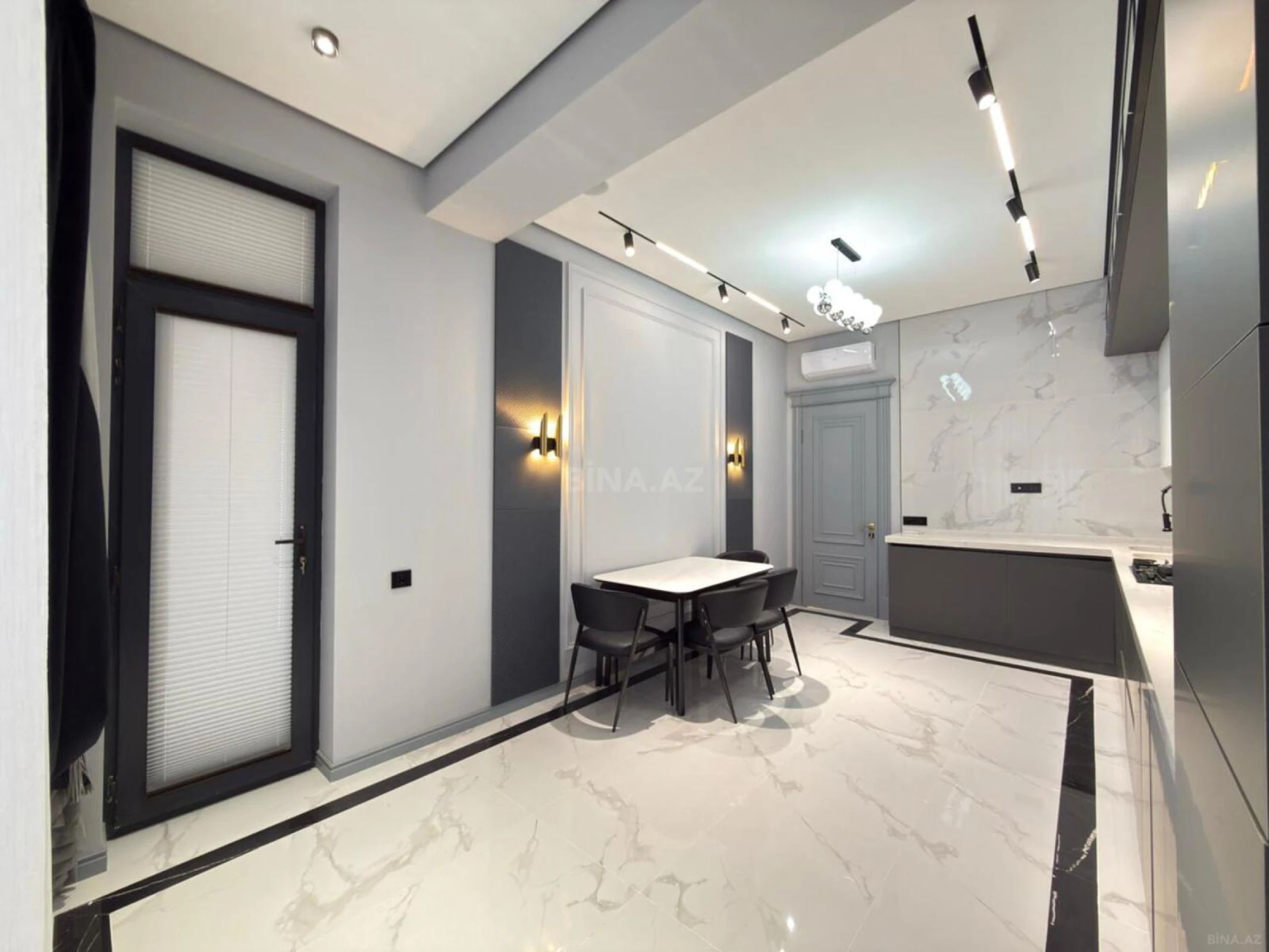 Satılır 5 otaqlı mənzil 185 m²