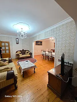 Satılır 5 otaqlı mənzil 130 m² — Bakı, Memar Əcəmi yanı 5 otaq 130.00 m²