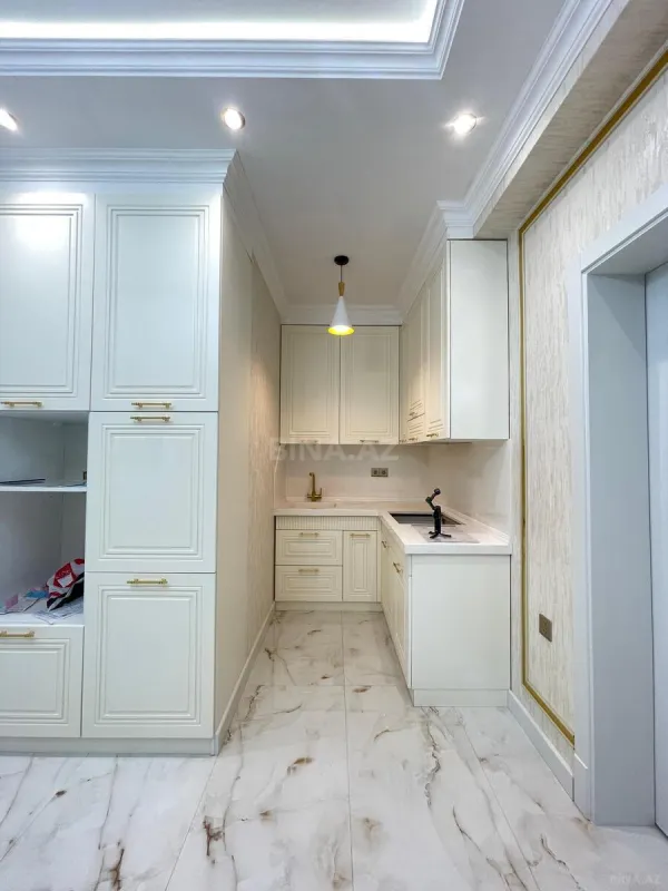 Satılır 2 otaqlı mənzil 92 m²