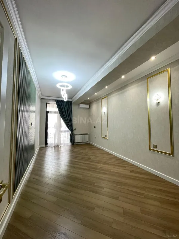 Satılır 2 otaqlı mənzil 92 m²