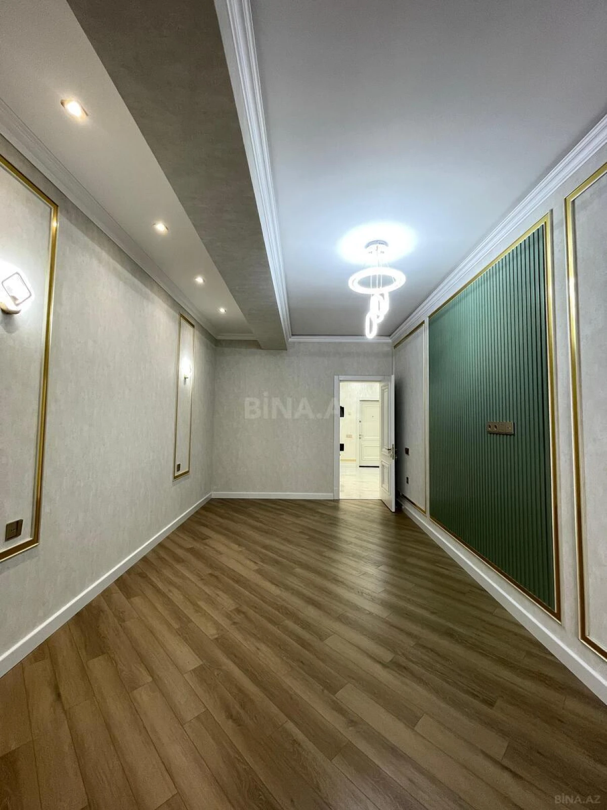 Satılır 2 otaqlı mənzil 92 m²