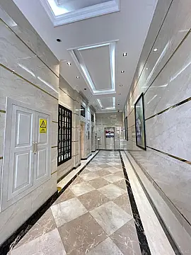 Satılır 2 otaqlı mənzil 92 m²