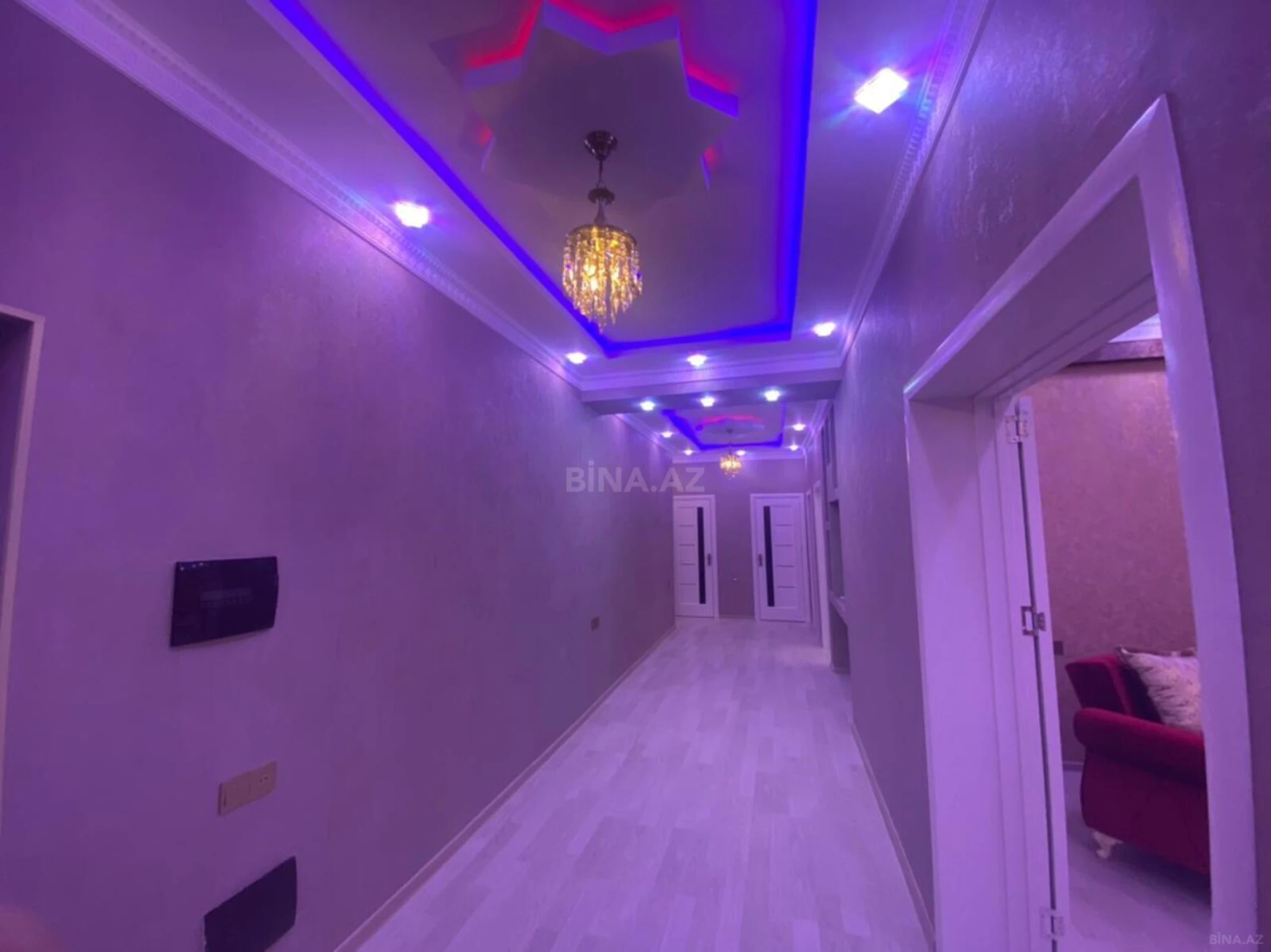 Kirayə verilir 3 otaqlı mənzil 150 m²