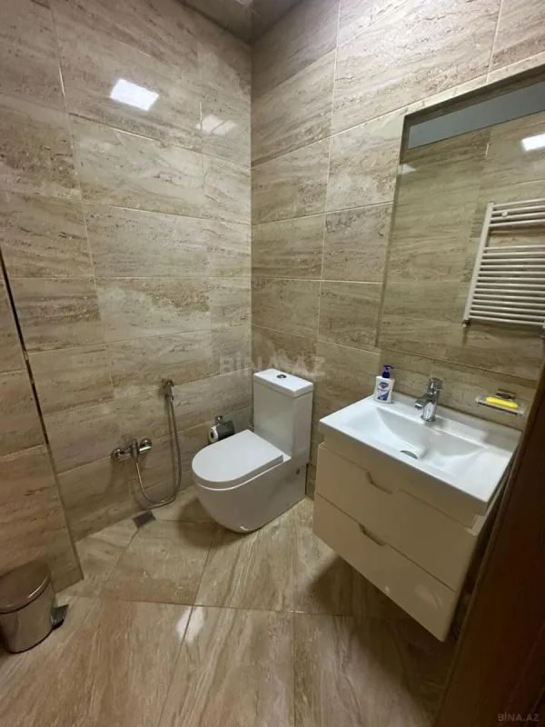 Satılır 2 otaqlı mənzil 103 m²