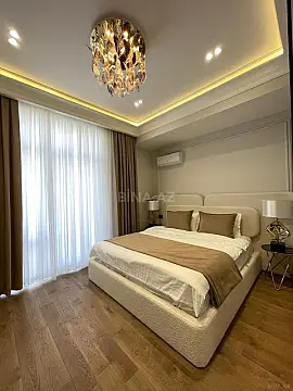Satılır 3 otaqlı mənzil 125 m²