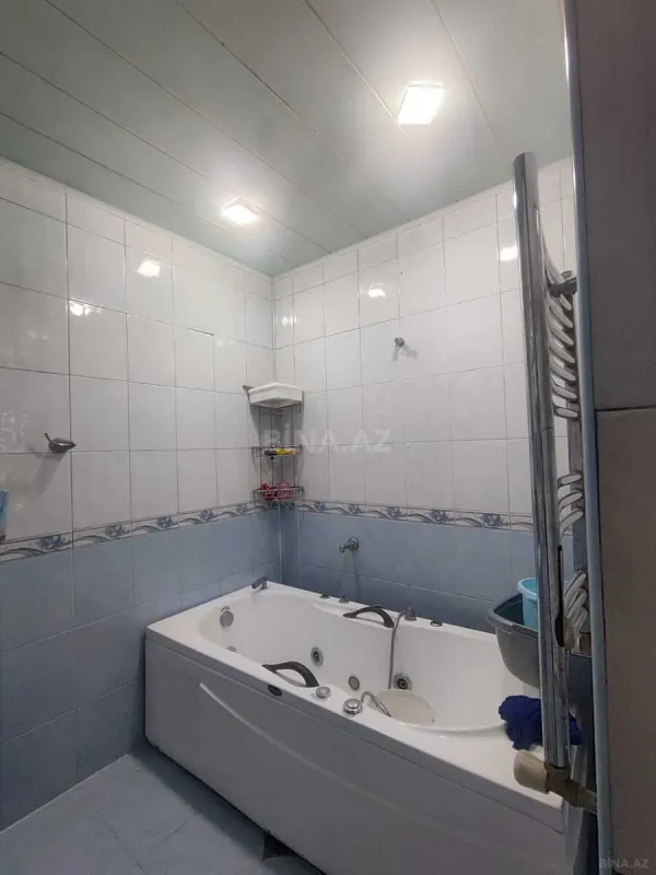 Satılır 3 otaqlı mənzil 104 m²