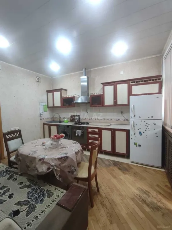 Satılır 3 otaqlı mənzil 104 m²
