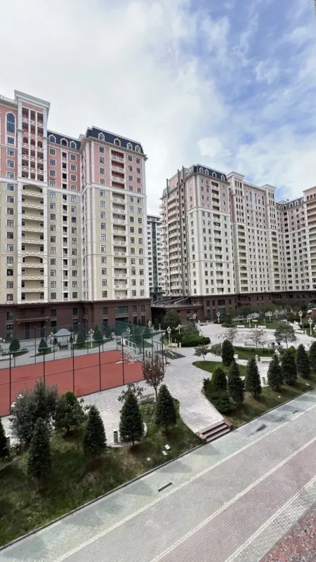 Satılır 2 otaqlı mənzil 87 m²