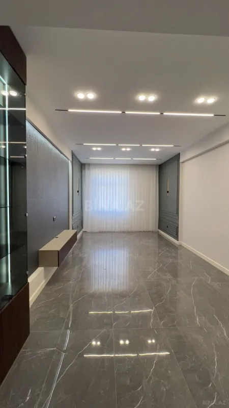 Satılır 2 otaqlı mənzil 87 m²