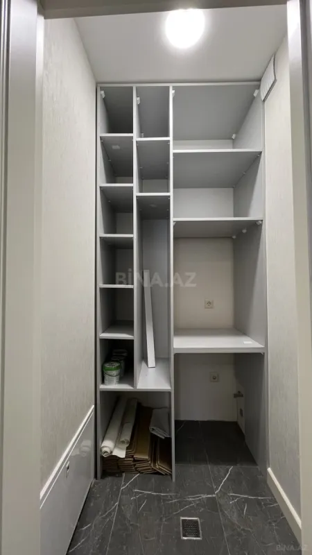 Satılır 2 otaqlı mənzil 87 m²