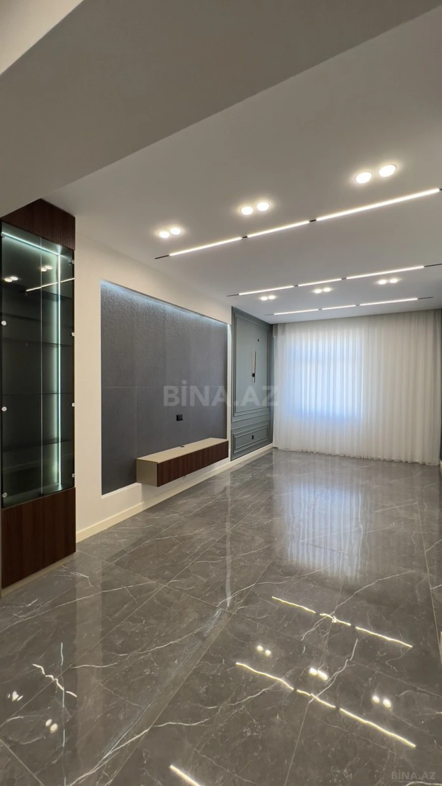 Satılır 2 otaqlı mənzil 87 m²