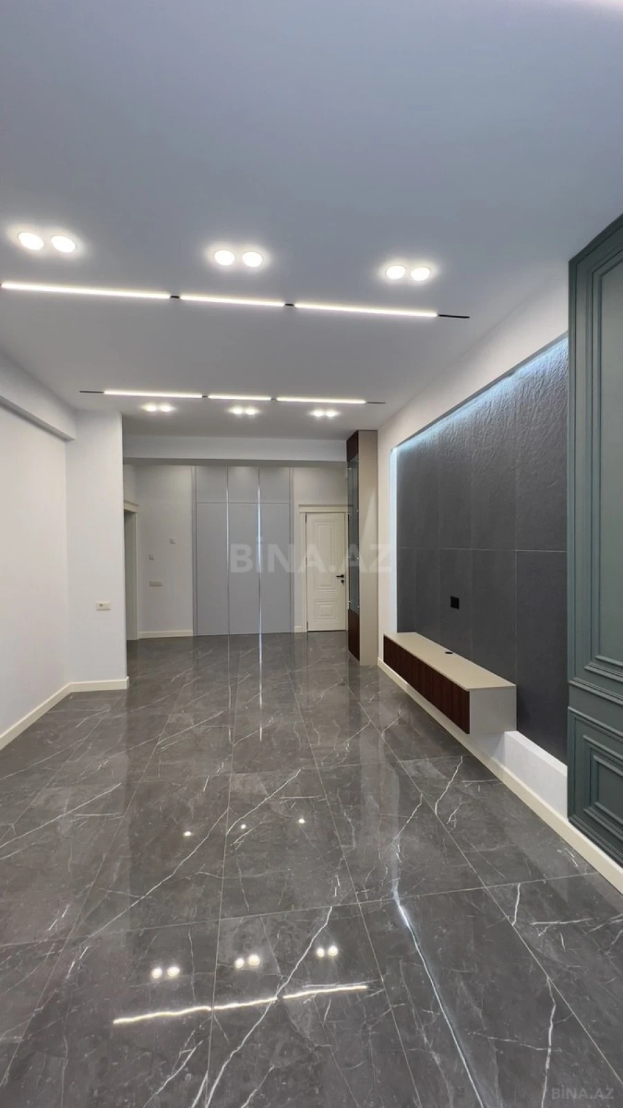Satılır 2 otaqlı mənzil 87 m²