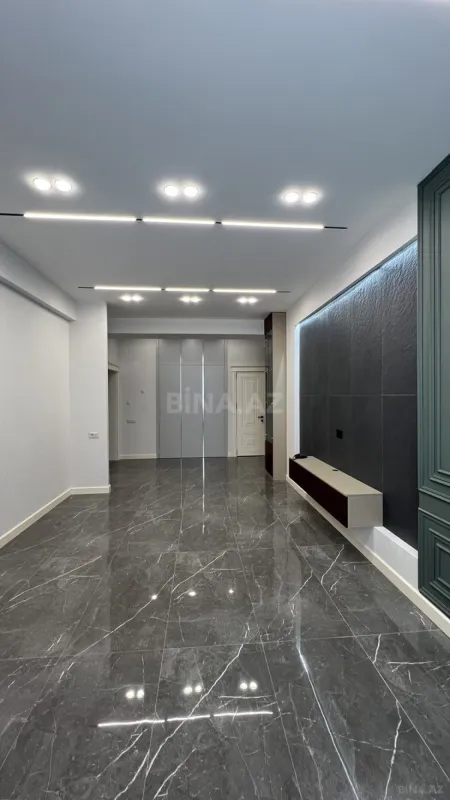 Satılır 2 otaqlı mənzil 87 m²