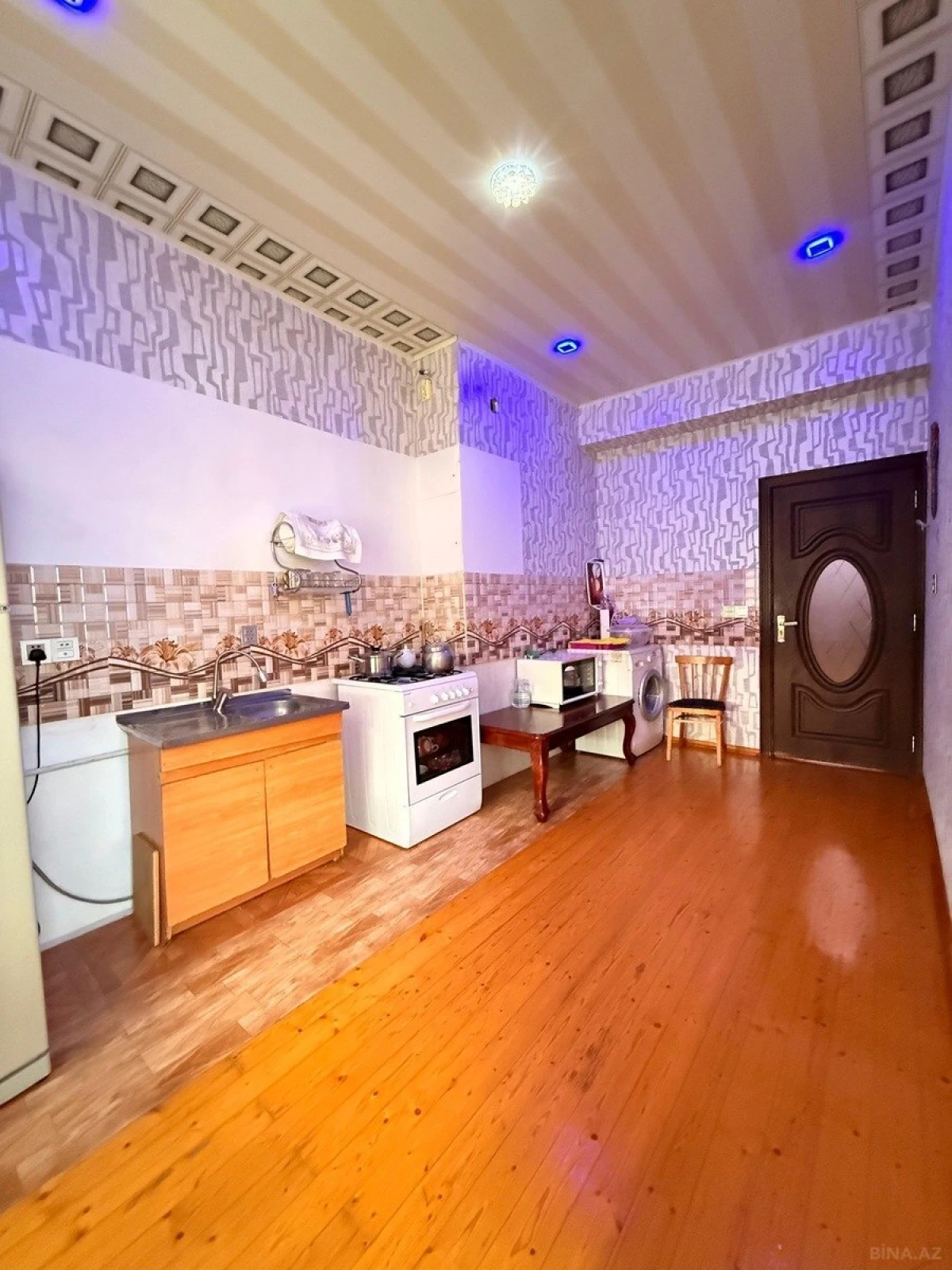 Satılır 3 otaqlı mənzil 123 m²