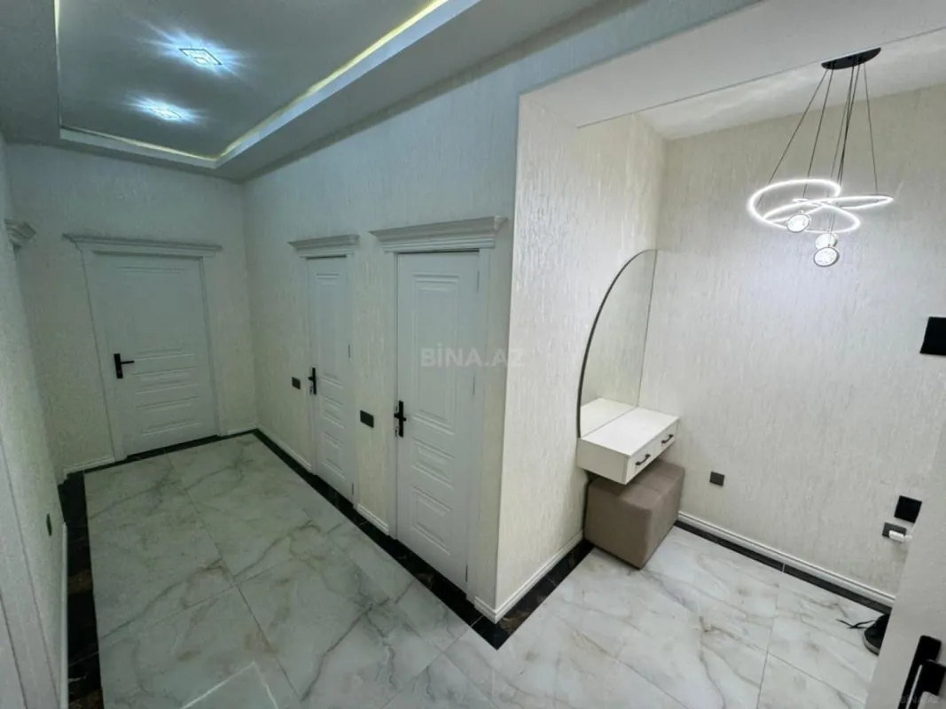 Satılır 2 otaqlı mənzil 90 m²