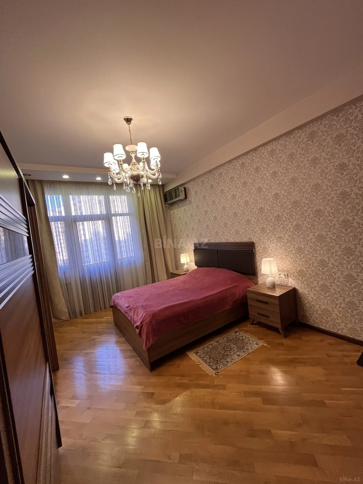 Satılır 3 otaqlı mənzil 103 m²