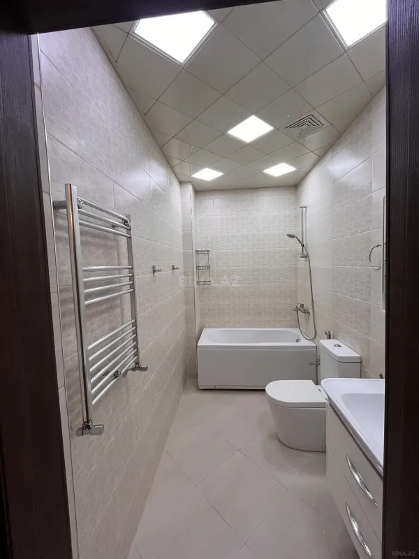 Satılır 3 otaqlı mənzil 103 m²