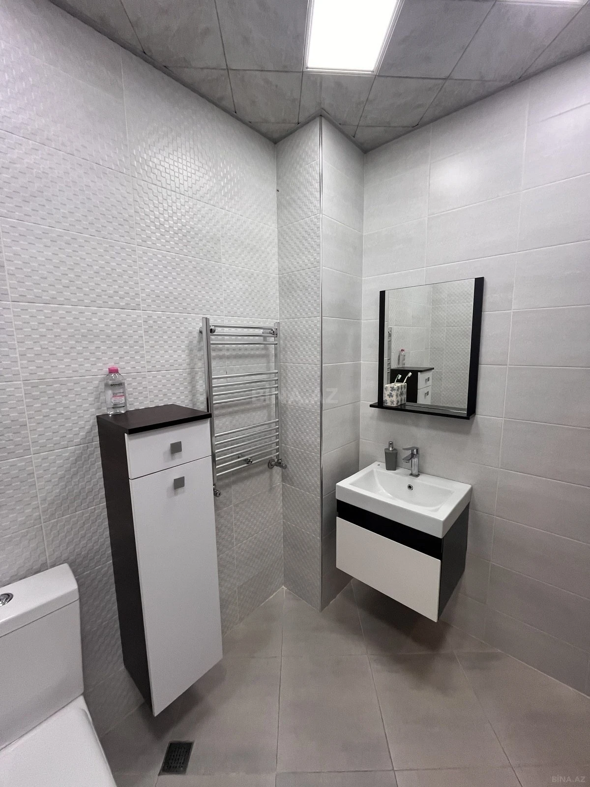 Satılır 3 otaqlı mənzil 103 m²
