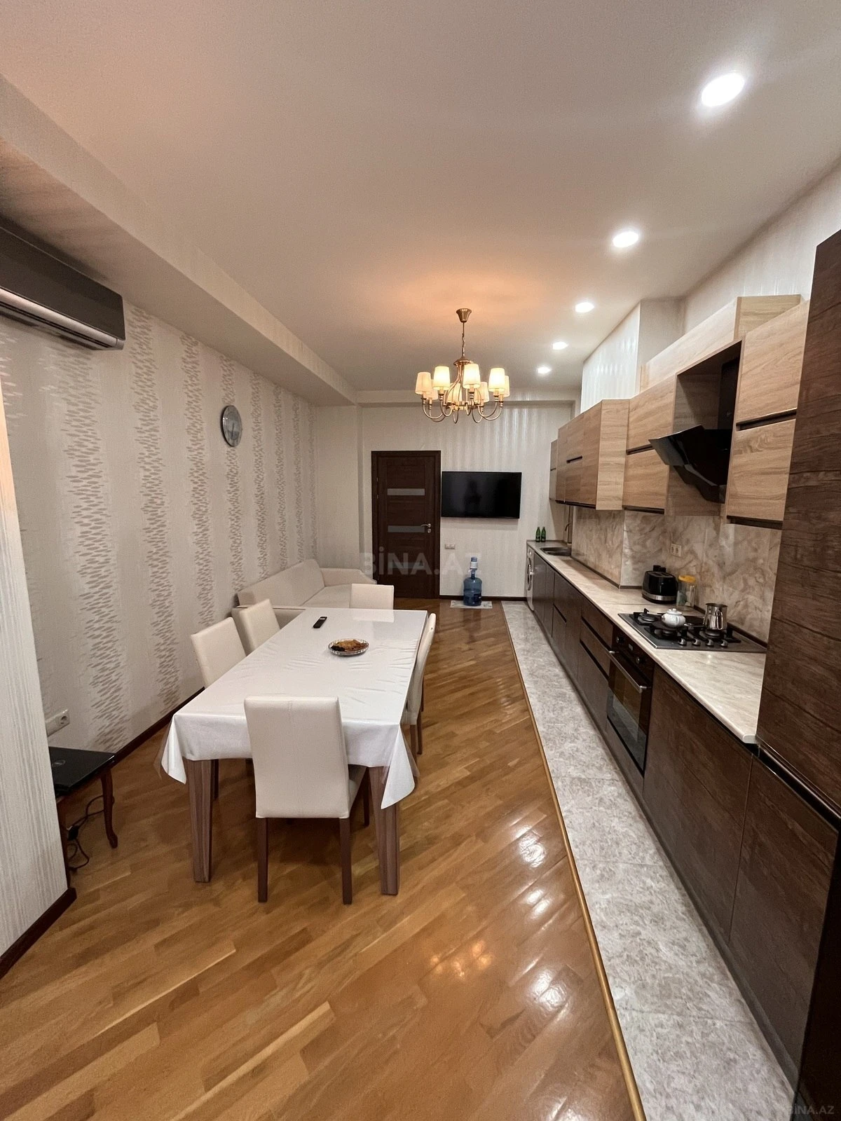 Satılır 3 otaqlı mənzil 103 m²