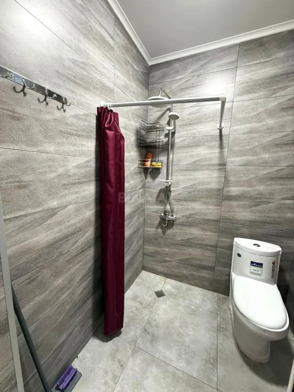 Kirayə verilir 2 otaqlı mənzil 65 m²