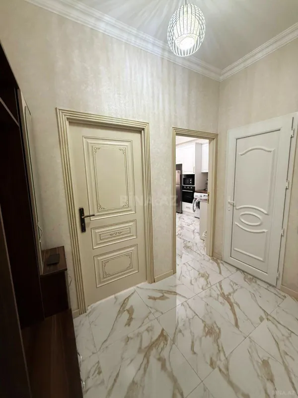 Kirayə verilir 2 otaqlı mənzil 65 m²