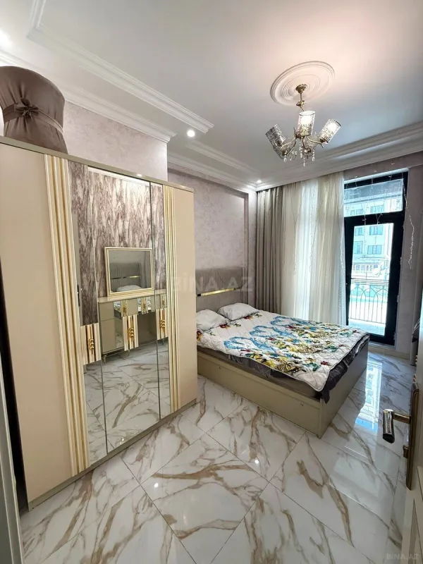 Kirayə verilir 2 otaqlı mənzil 65 m²