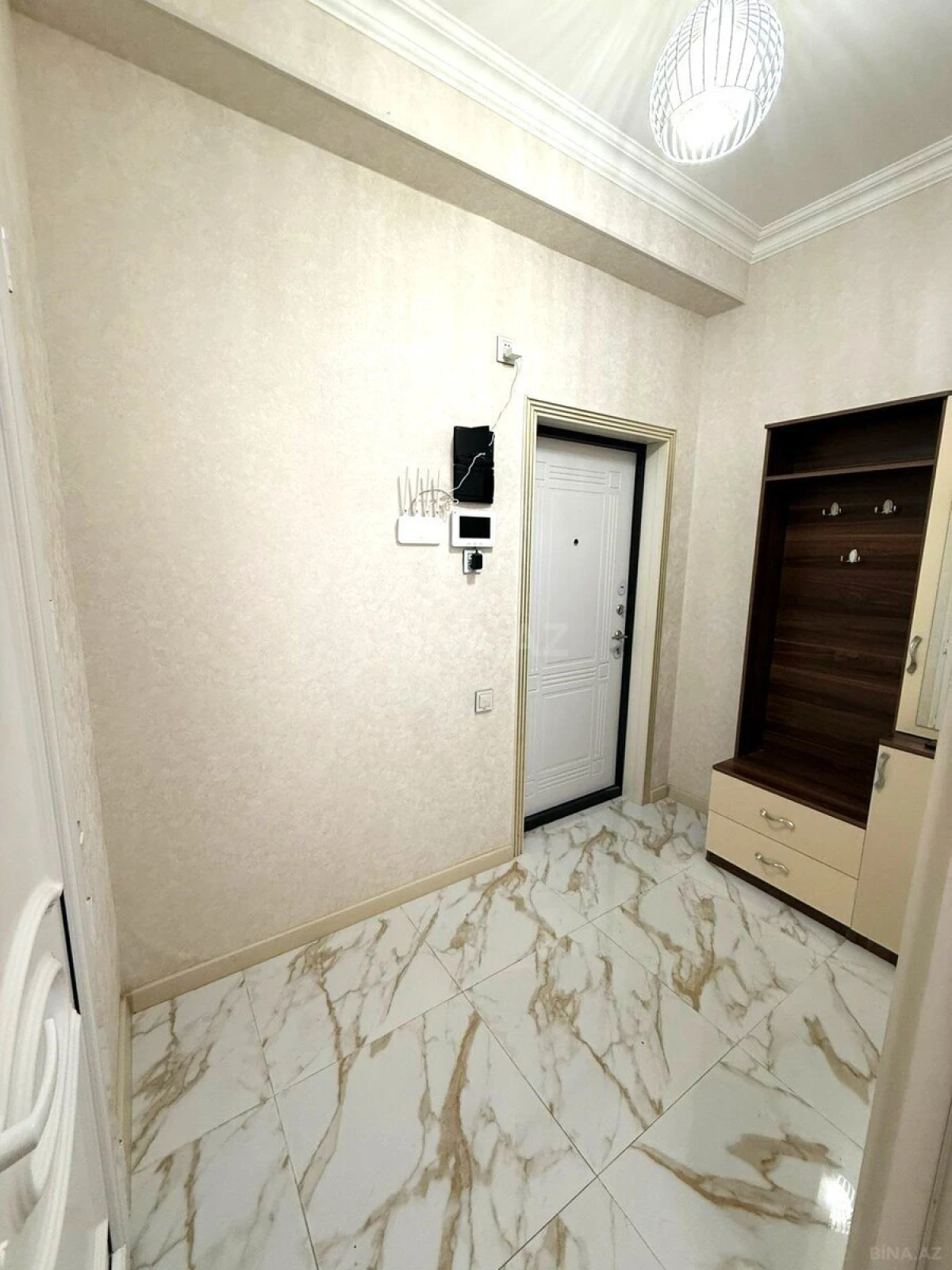 Kirayə verilir 2 otaqlı mənzil 65 m²