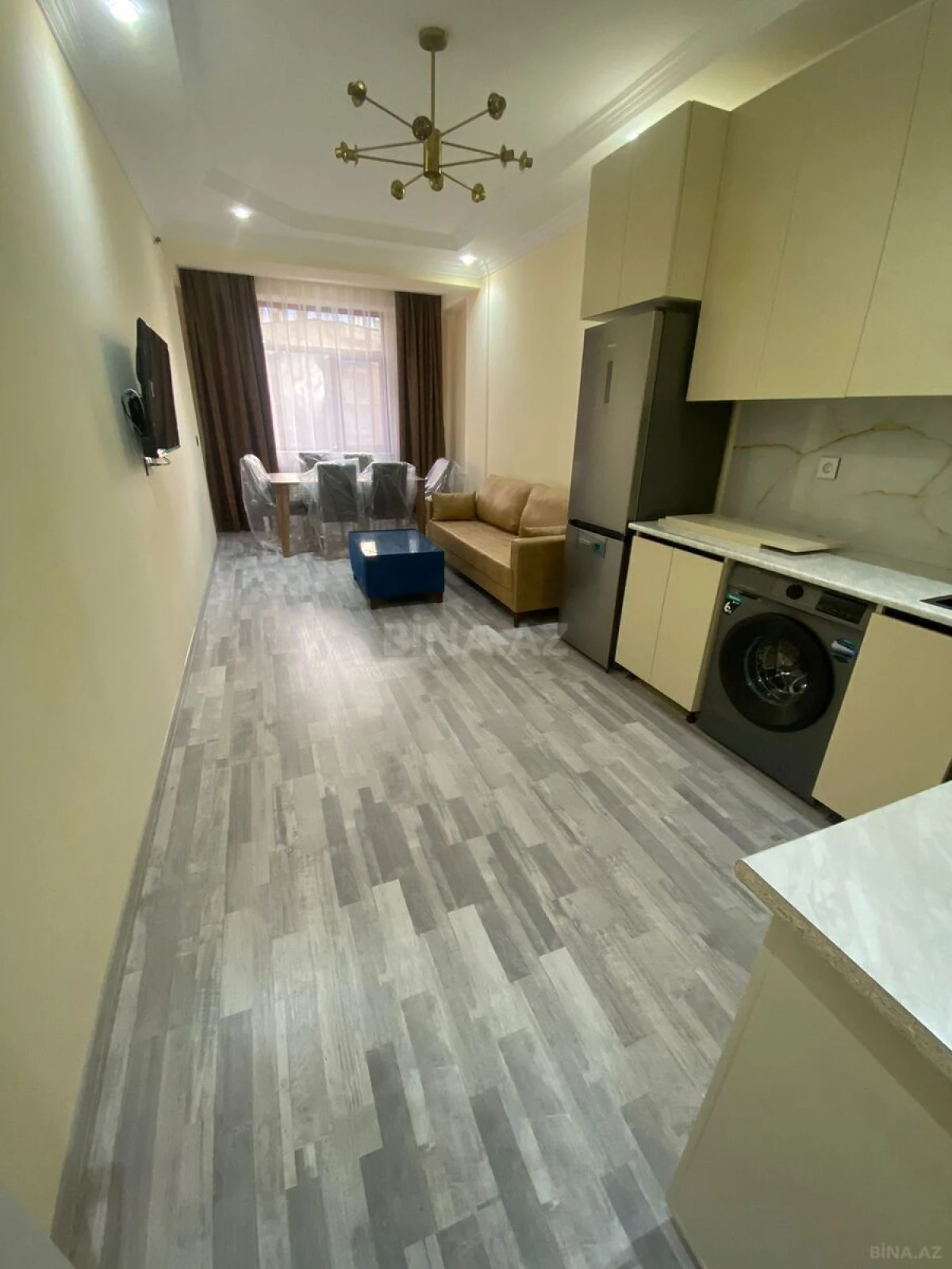 Kirayə verilir 2 otaqlı mənzil 75 m²