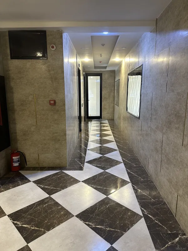 Satılır 3 otaqlı mənzil 105 m²