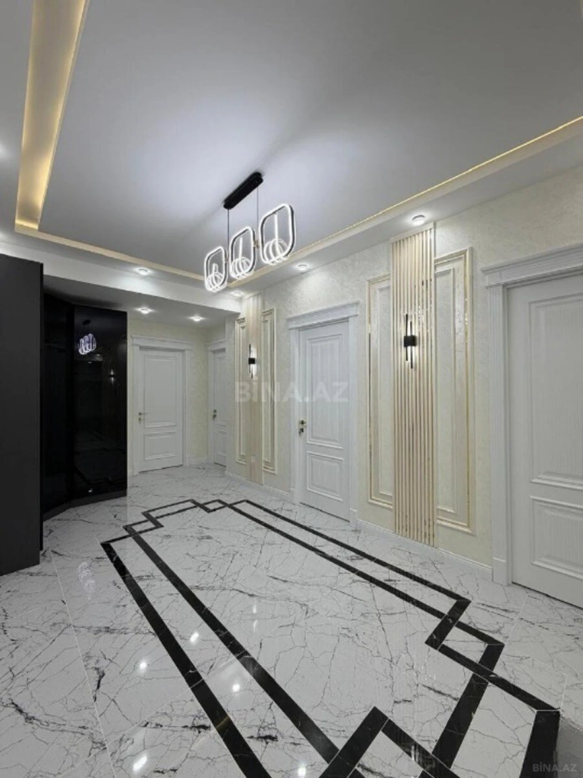 Satılır 3 otaqlı mənzil 130 m²