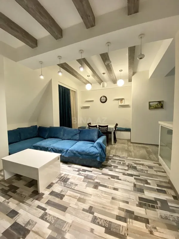 Kirayə verilir 3 otaqlı mənzil 120 m²