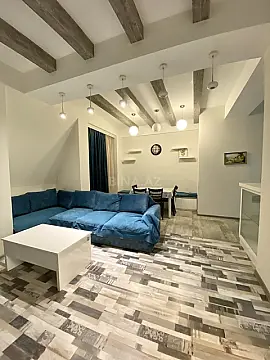 Kirayə verilir 3 otaqlı mənzil 120 m²