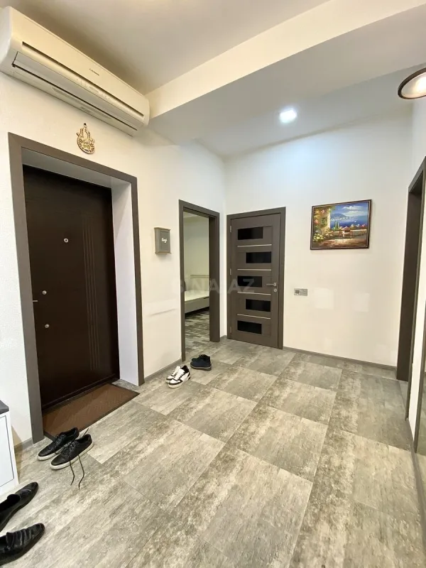 Kirayə verilir 3 otaqlı mənzil 120 m²