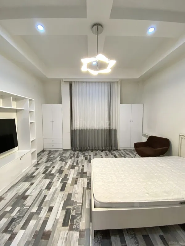 Kirayə verilir 3 otaqlı mənzil 120 m²
