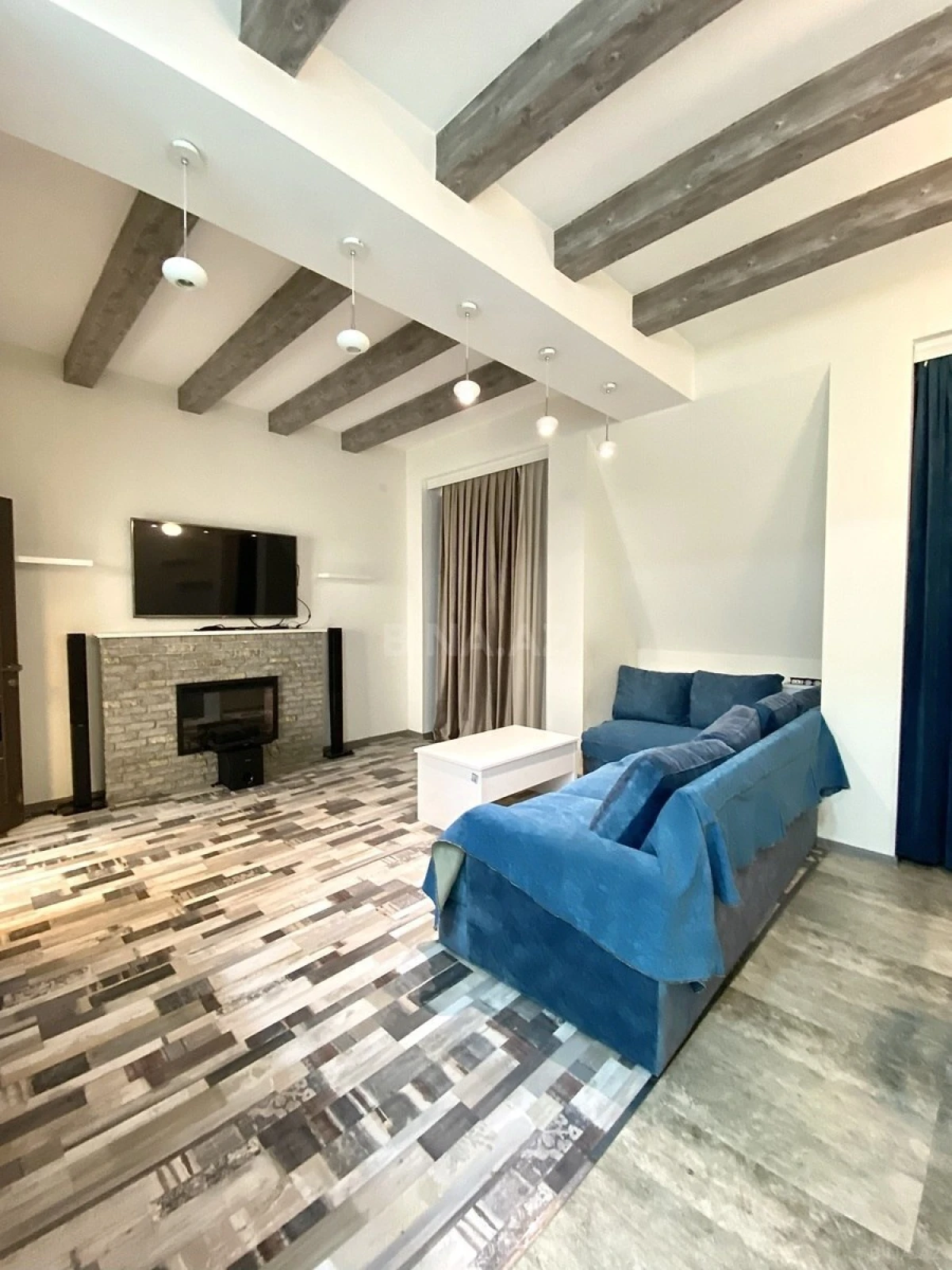 Kirayə verilir 3 otaqlı mənzil 120 m²