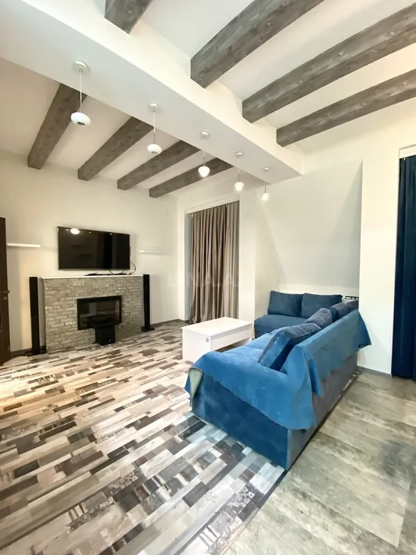 Kirayə verilir 3 otaqlı mənzil 120 m²